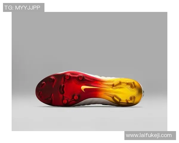 知名球星专属足球鞋大揭秘各大品牌合作款式一览